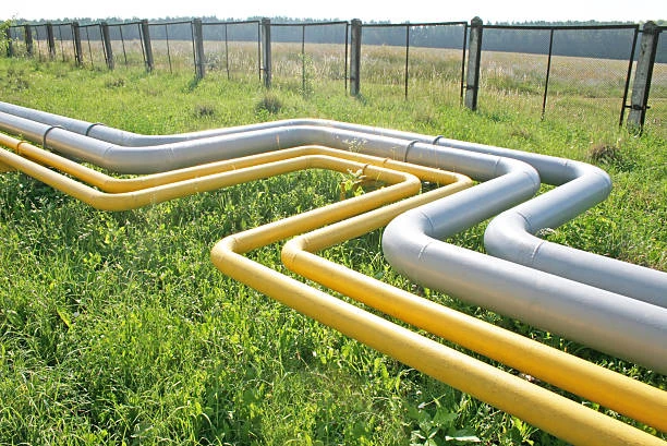 Plastic pipe connectors