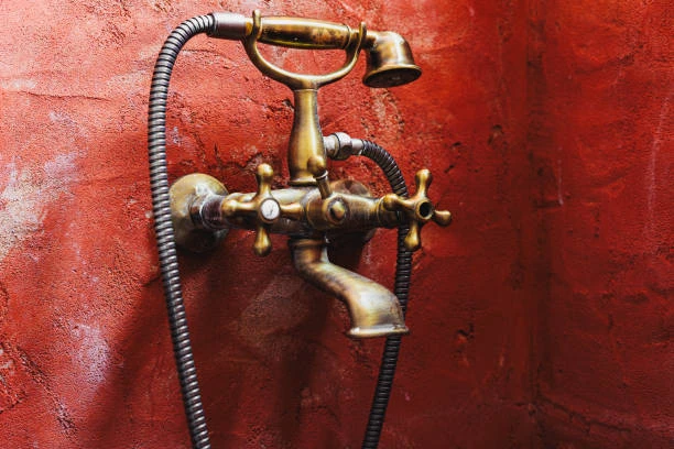 wall mounted tap